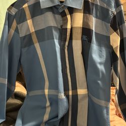 Dress shirt perfect condition