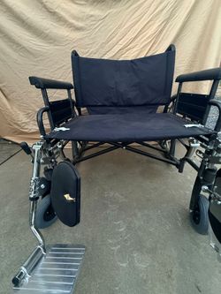 Medline Bariatric Shuttle Extra-Wide Wheelchair