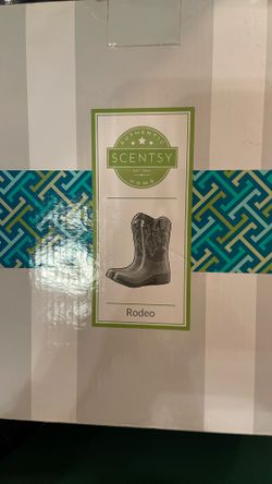 Scentsy Cowboy Boots Wax Warmer 