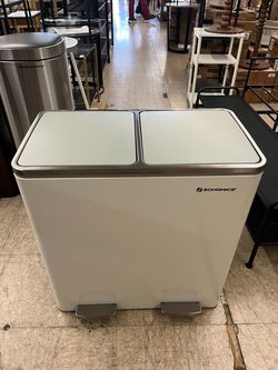 SONGMICS 2 x 8 Gallon (2 x 30 L) Garbage Can 2 Compartments Plastic Hinged Lids w/ 15 Trash Bags - White / Gray