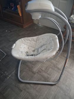 Baby swing