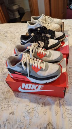 NIKE SNEAKERS $15 FOR BLACK WITH WHITE $15 FOR THE DR SCHOLLS AND $50 FOR THE GRAY COLOR