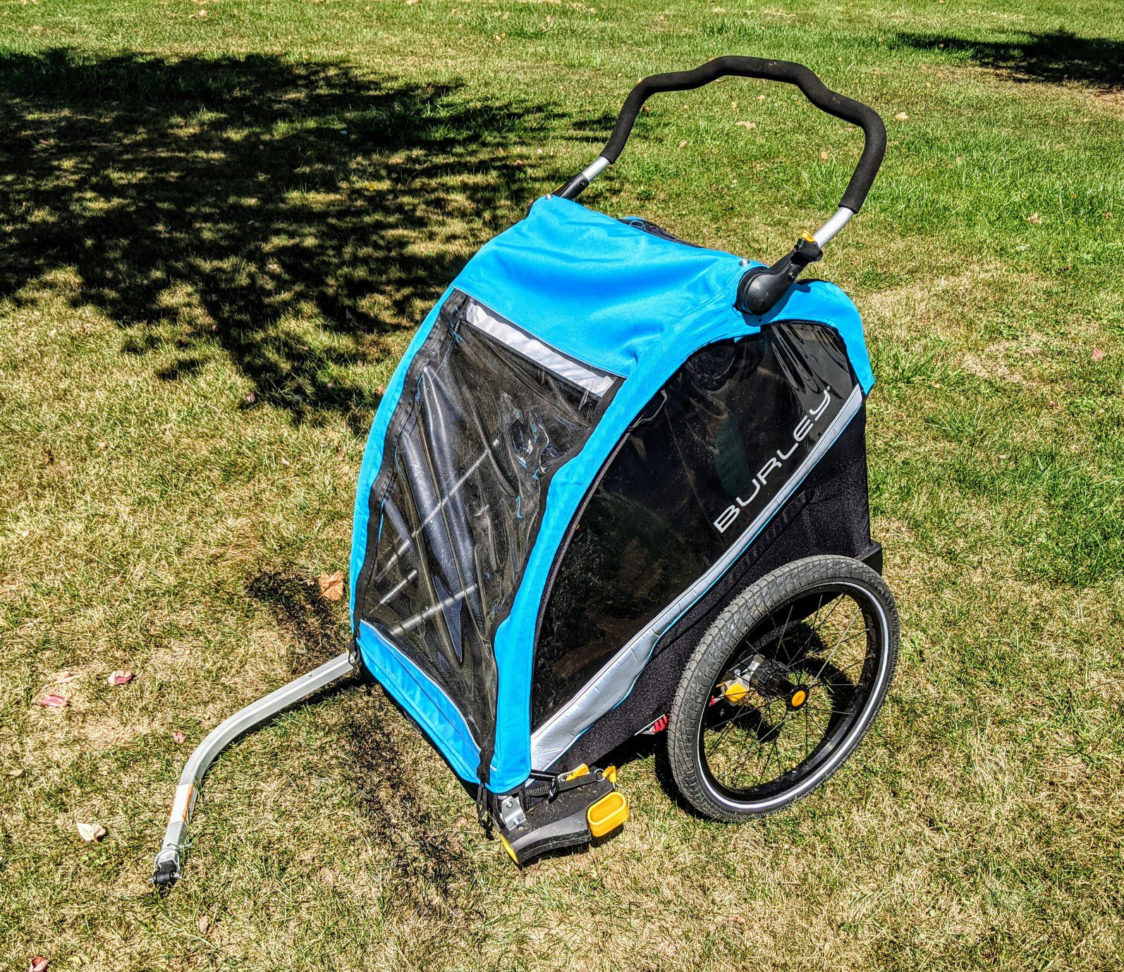 Brand New Burley D'Lite X child bike Cart