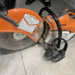 Gas Powered Stihl Concrete Saw 
