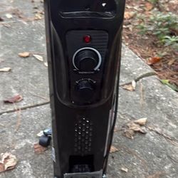 Oil Filled Radiator Heater - 3 Heat Settings, Adjustable Thermostat