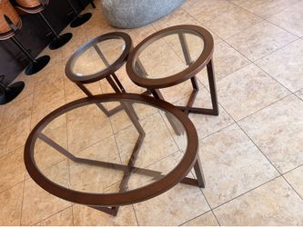 Glass Coffee table set (3)