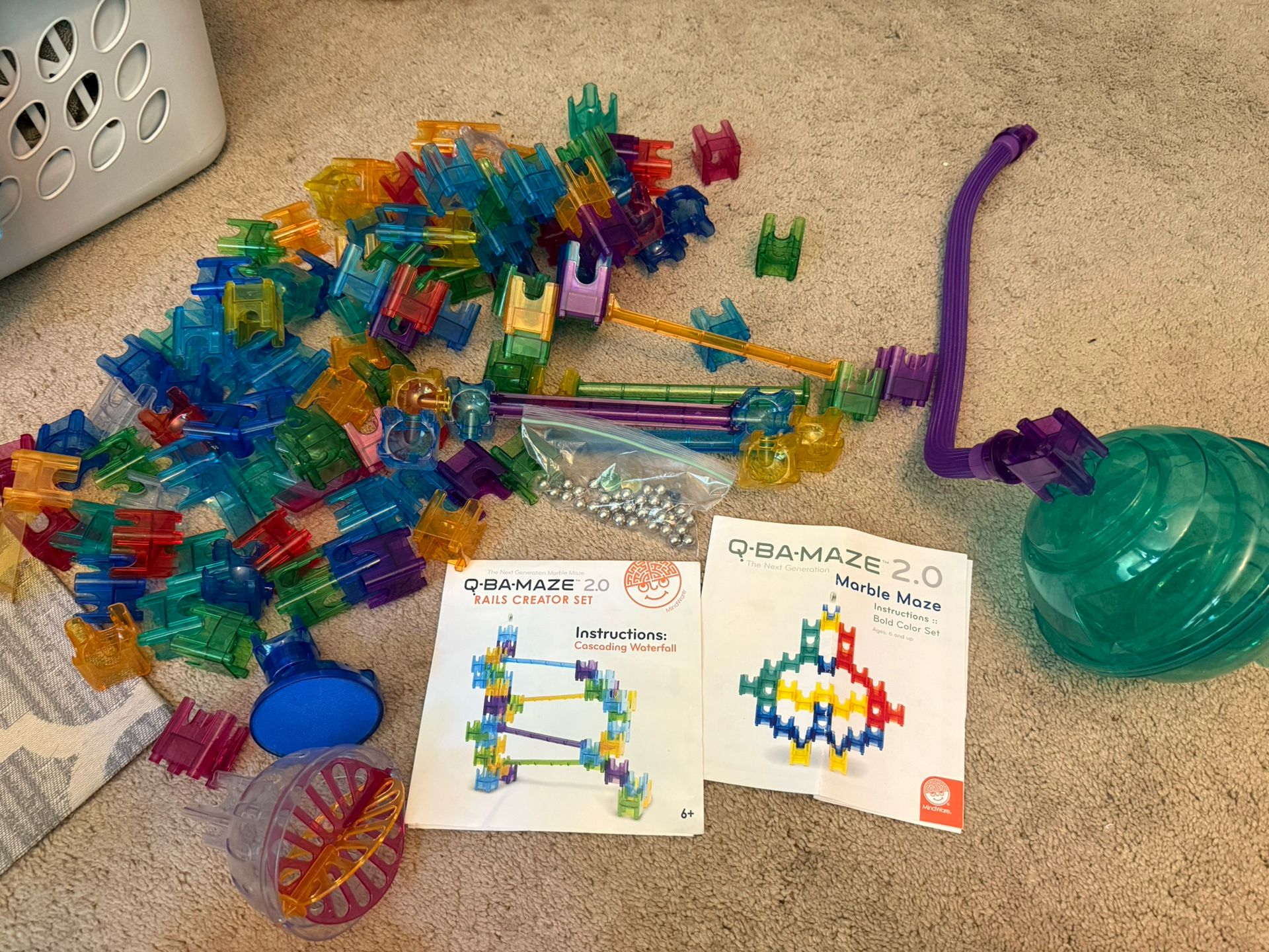 Q-Ba-Maze Marble Run Bundle
