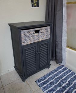 Move Out Sale: Cabinet