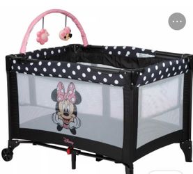 Minnie Mouse playpen with bassinet
