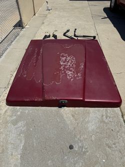 Truck Bed Cover w/ Hinges