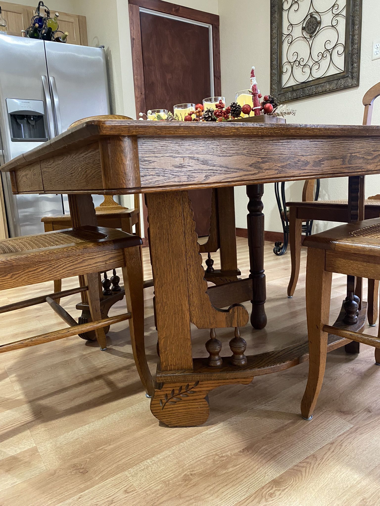 antique dining set with 4 chairs