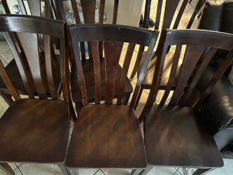 6 Dining chairs $40