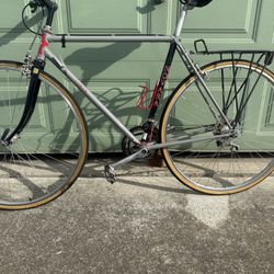 Novara Corsa Road Bike 