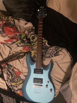 Schecter c6 deluxe in metallic blue