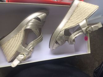 Metallic Liz Claiborne wedge heels 6B