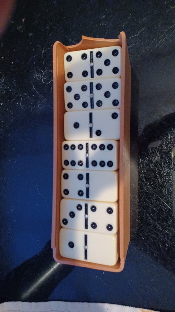 Double Six Domino's( Vintage From The Seventies Early