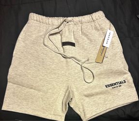 Light oatmeal essential shorts