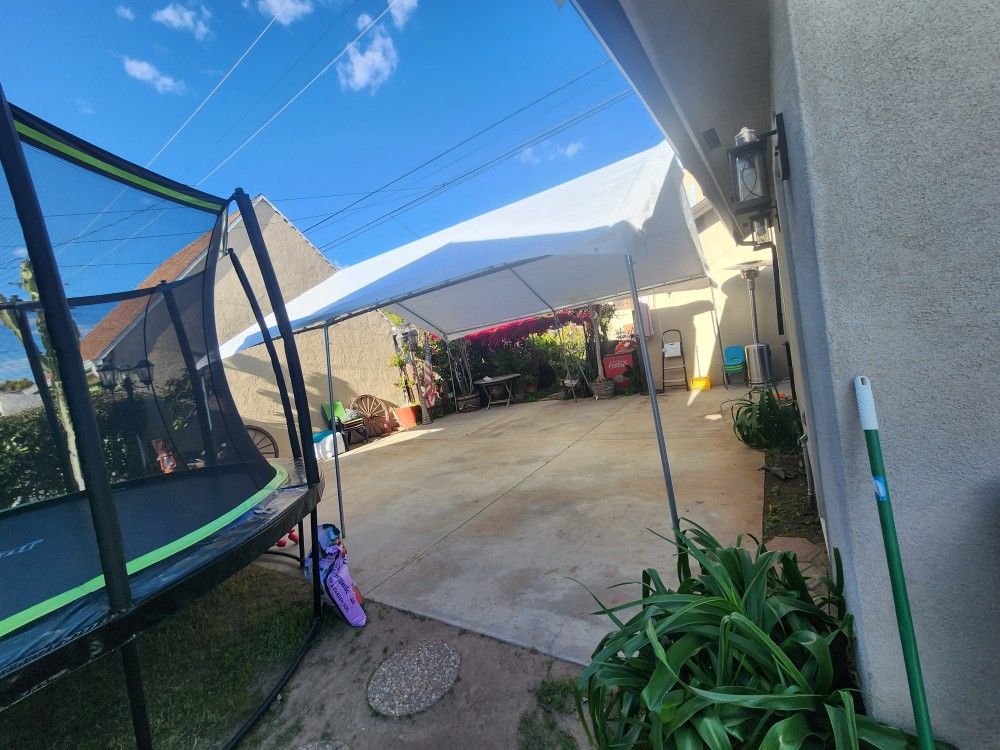 20x20 Canopy 