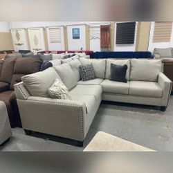 HALLENBERG FOG 2-PIECE SECTIONAL