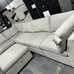 Thomasville Rockford 6-piece Sectional 