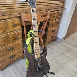 JS Series Dinky® Arch Top JS24 DKAM

