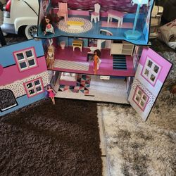 Small Doll House