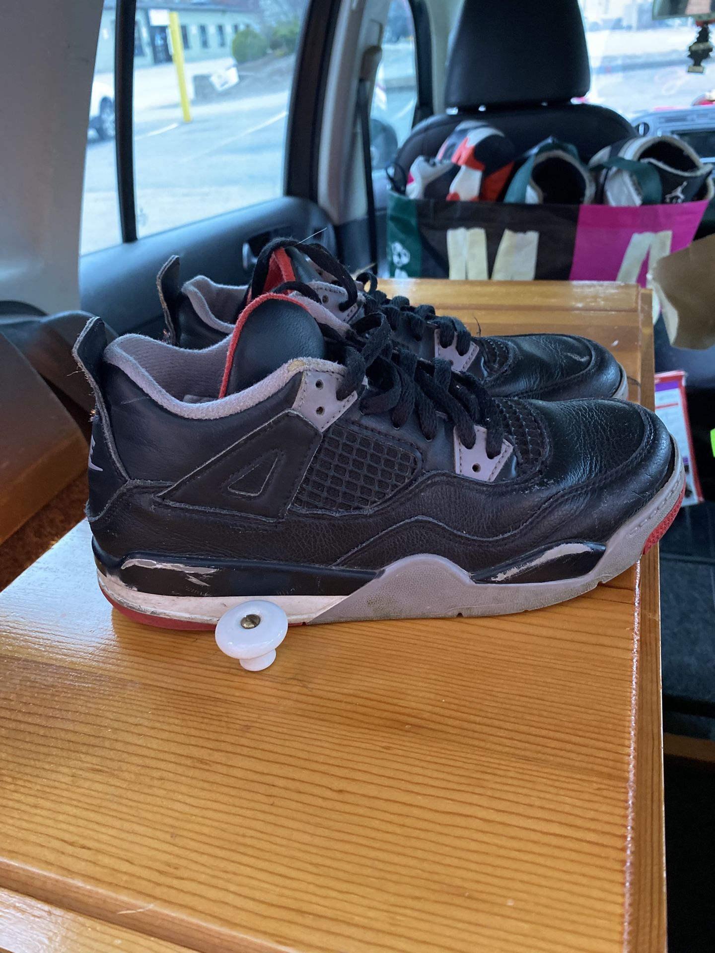 Bred reimagined 4s Sz 3y