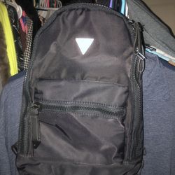 Very Cute Guess Backpack 