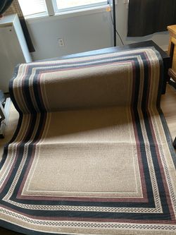 carpet in good condition $ 25, TV table $ 40