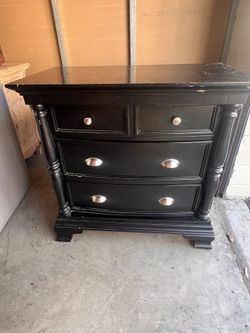 3 Drawer Dresser