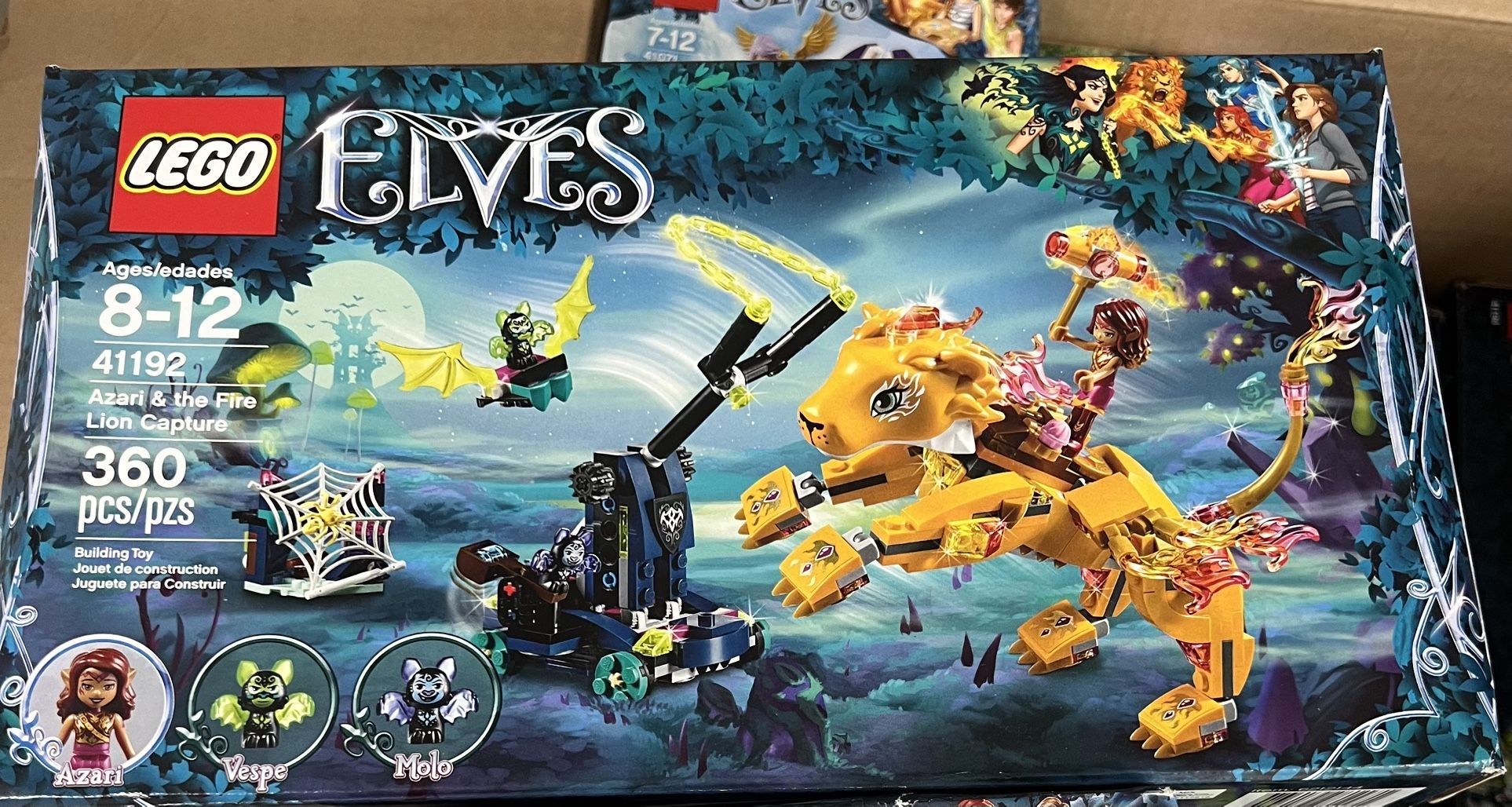 Lego Elves Azari & the Fire Lion Capture 41192