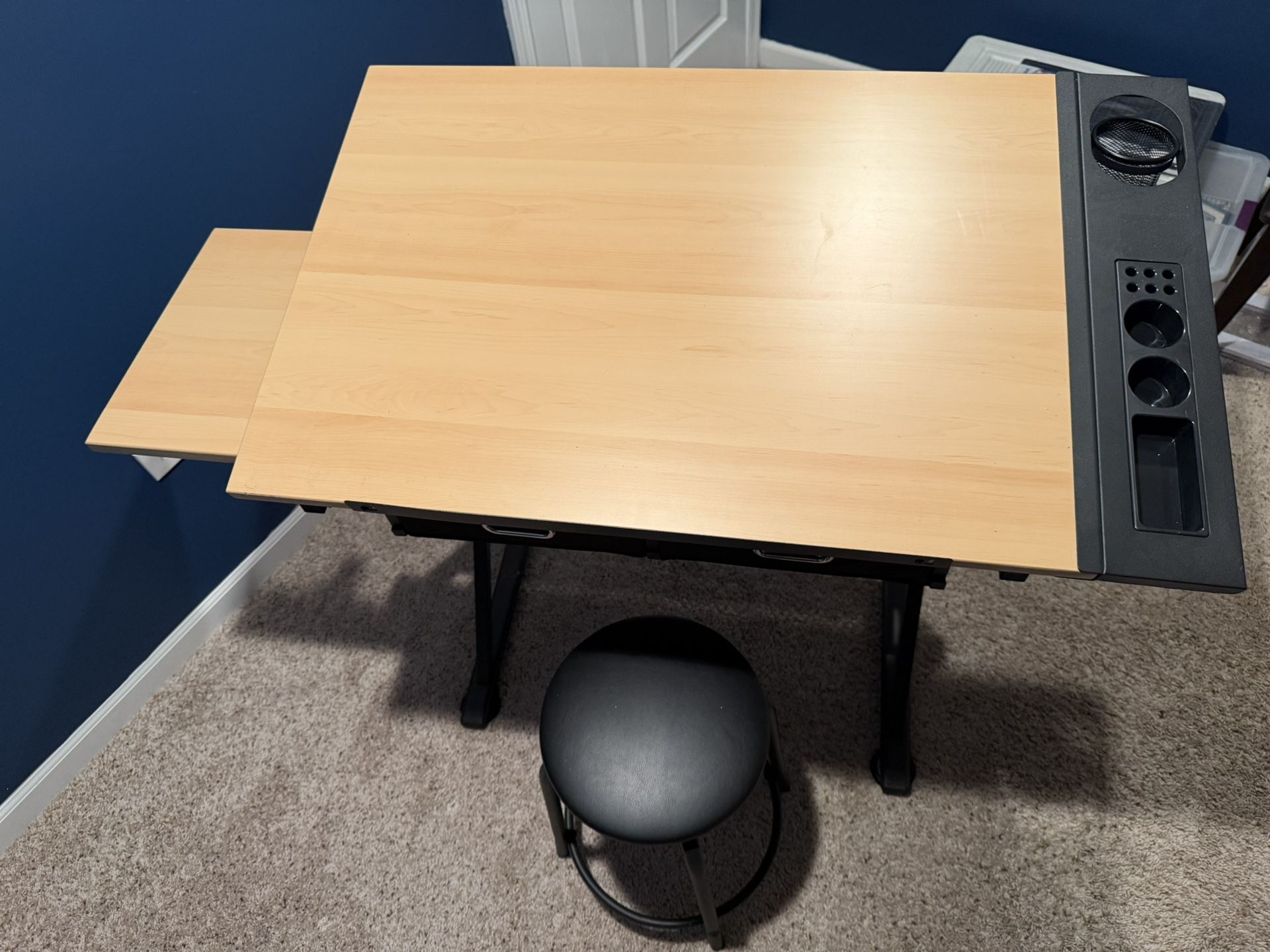 🎨 Drafting / Art Desk + Matching Stool — Excellent Condition!