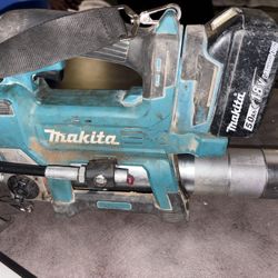 Makita XPG01Z 18V LXT Lithium-Ion Cordless Grease Gun
