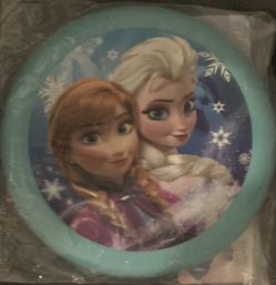 Disney's Frozen Frisbee-Style Flying Disc Featuring Elsa & Anna 