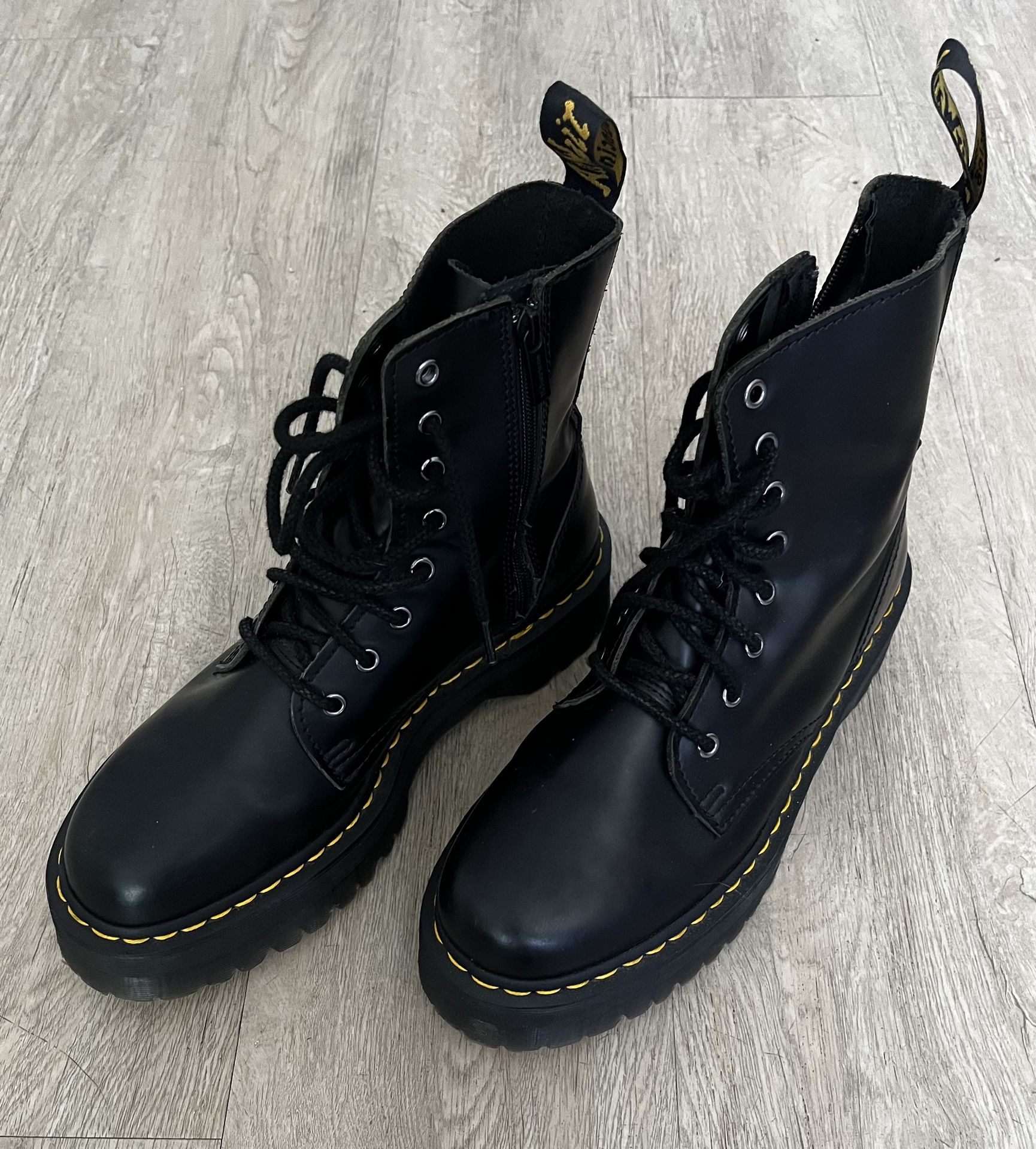 Doc Martens Jadon Platform Boots