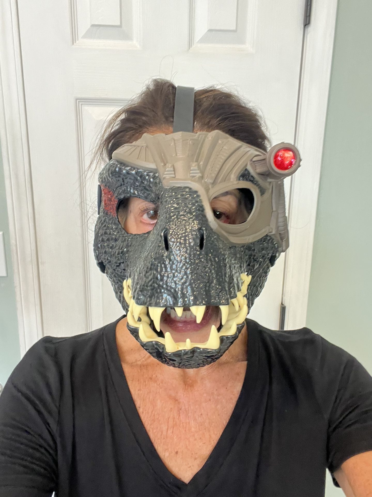 Jurassic World Indoraptor Dinosaur Halloween Mask