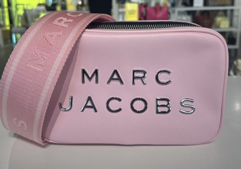 ✨NEW✨ Authentic Marc Jacobs Flash Bag in Bubblegum