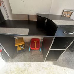 Free Desk