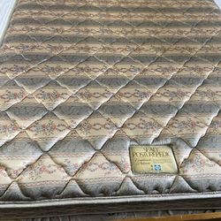 Queen Mattress With Box 