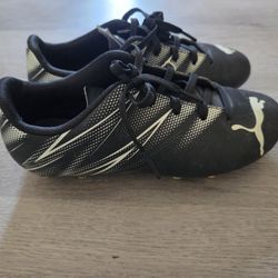 Kids Puma Cleats
