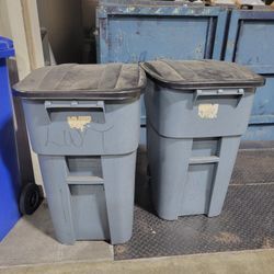 BRUTE Rollout Containers