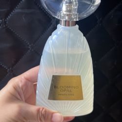 Perfume By Thalia Sodi. Blooming Opal Floral Fragrance 