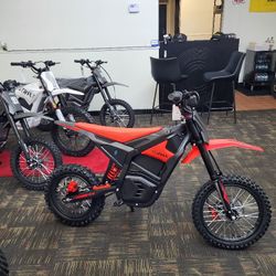 2000W E-Moto Yozma N10 (Bk)