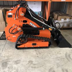 MINI SKID STEER 