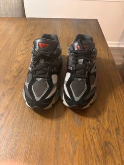 New balance 9060 Size 10.5 men
