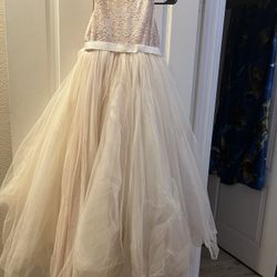 Used Size 7 David’s Bridal Pink Flower Girl Dress