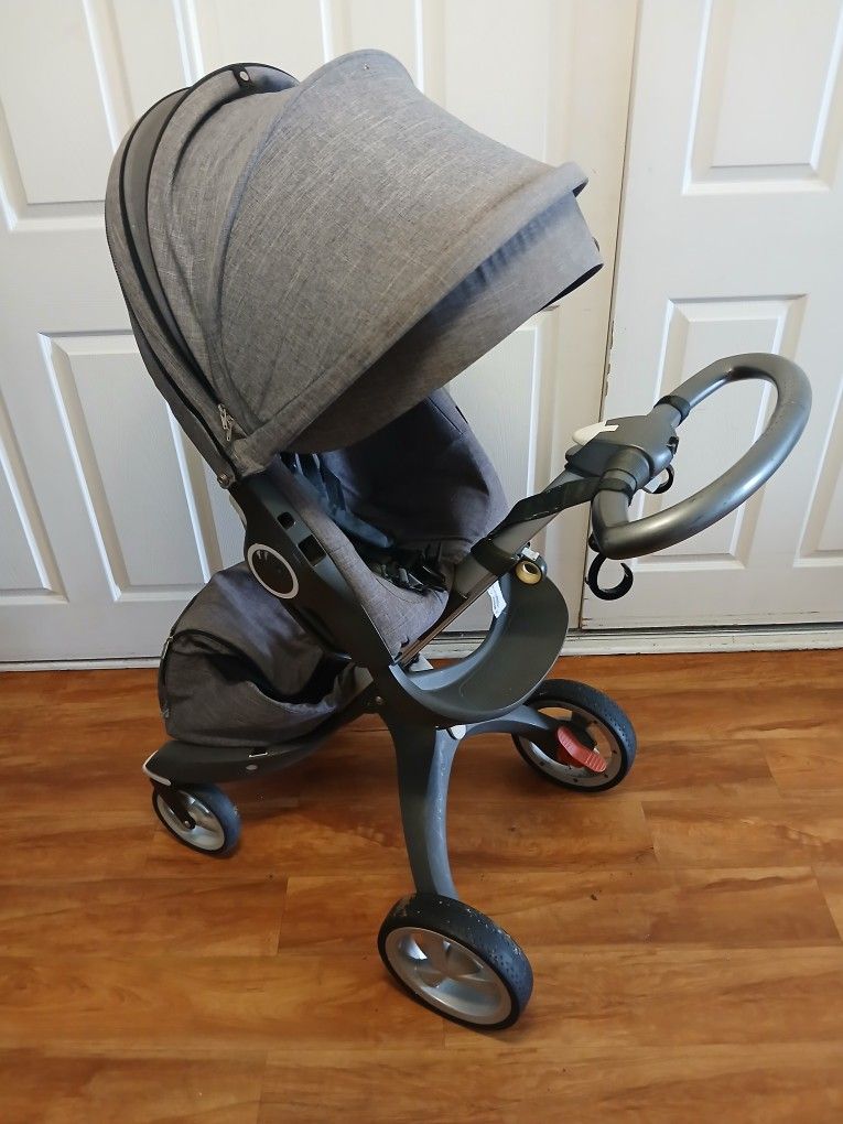 Stokke Celebrity Grey Stroller