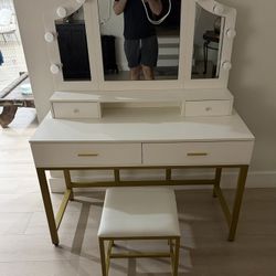Makeup Vanity