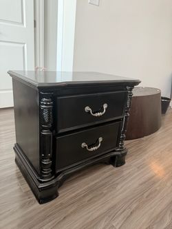 Glossy Black Night-Stand