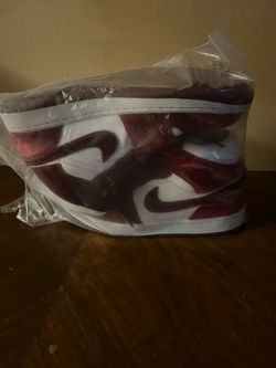 Bunch of brand new/used shoes for cheap